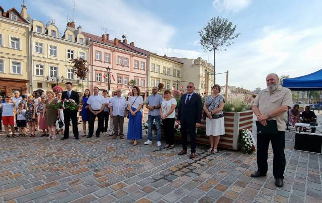 Odsłonięcie tablicy 15 sierpnia