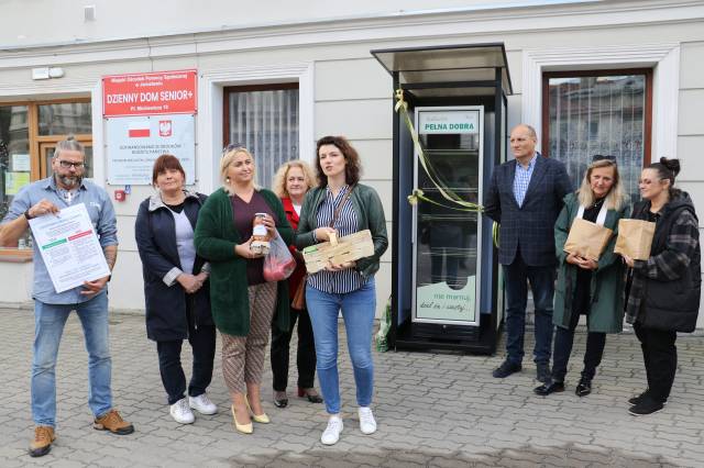 Lodówka pełna dobra
