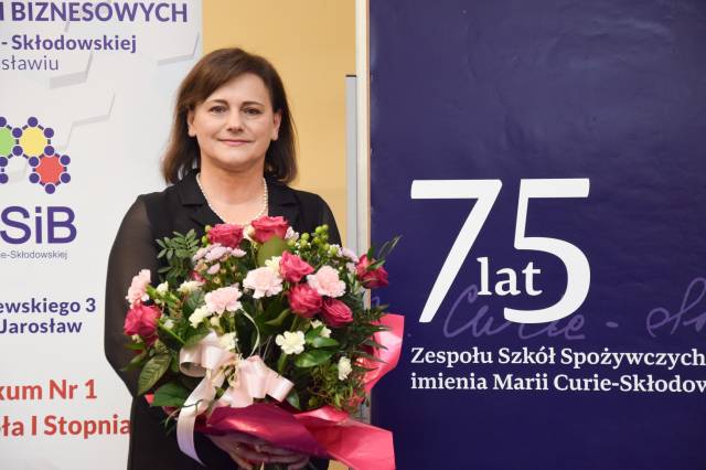 75-lecie Zespołu Szkół Spożywczych i Biznesowych, dyrektor szkoły - Dorota Wierzbińska-Dubaj 