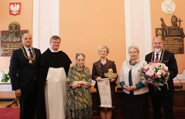 Wręczenie aktu nadania Honorowego Obywatelstwa Miasta Jarosławia