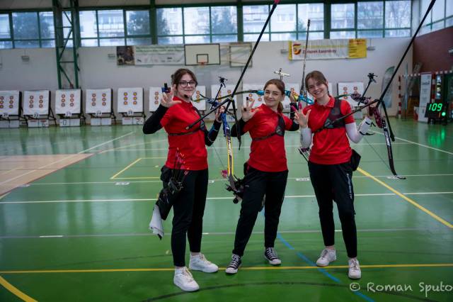 Natalia Socha, Martyna Brudek, Urszula Kutyła podczas zawodów w Piasecznie