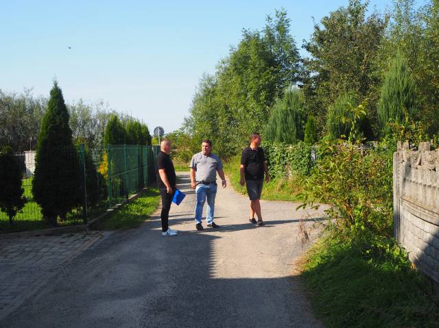 przekazanie placu budowy oświetlenia bocznej ul. Dolnoleżajskiej