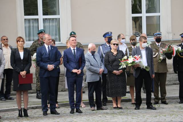 Uczestnicy obchodów jarosławskiego Dnia Sybiraka