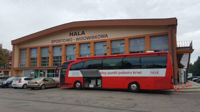 Krwiobus hala sprotowa MOSiR