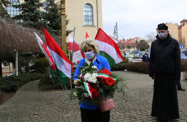 Prezes węgierskiego stowarzyszenia Derenk Katalin Tircs, dyrektor Ośrodka Kultury i Formacji Chrześcijańskiej im. Sł. Bożej Anny Jenke ks. Marek Pieńkowski 