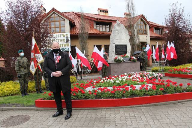 Podziękowanie burmistrza miasta Waldemara Palucha przybyłym delegacjom.