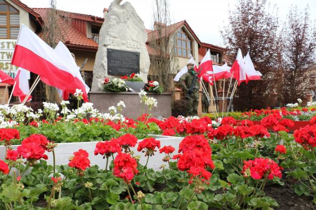 Pomnik Konstytucji 3 Maja w Jarosławiu.