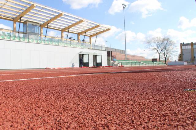 Stadion Miejski im. Mieczysława Haspla - zbliżenie na bieżnię, fot. UM Jarosławia