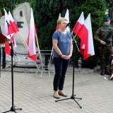 78. rocznica zbrodni wołyńskiej na Starym Cmentarzu-od lewej Barbara Wilk oraz Elżbieta Rusinko.