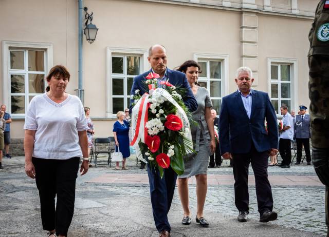 Radnych Rady Miasta Jarosławia reprezentowali: przewodniczący rady miasta Szczepan Łąka, Jolanta Makarowska, Dorota Batiuk-Jankiewicz, Krzysztof Kiper