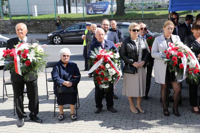 Uczestnicy obchodów 82. rocznicy wybuchu II wojny światowej.