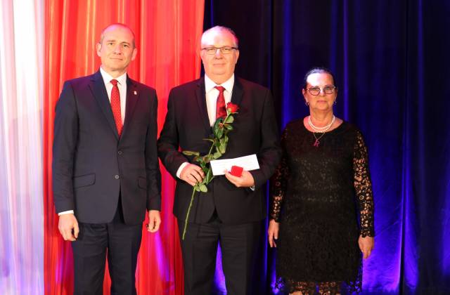 Laureat Honorowej Odznaki „Zasłużony dla Oświaty Jarosławskiej"