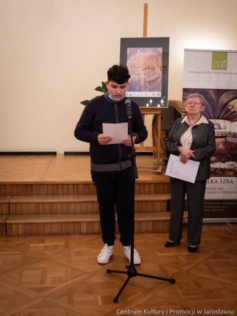 Laureat XIX edycji Konkursu Recytatorsko-Poetyckiego im. Jerzego Hordyńskiego.