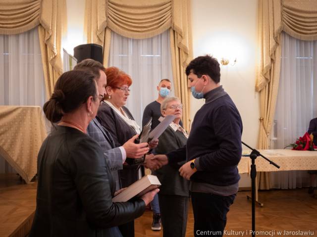 Laureat XIX edycji Konkursu Recytatorsko-Poetyckiego im. Jerzego Hordyńskiego.