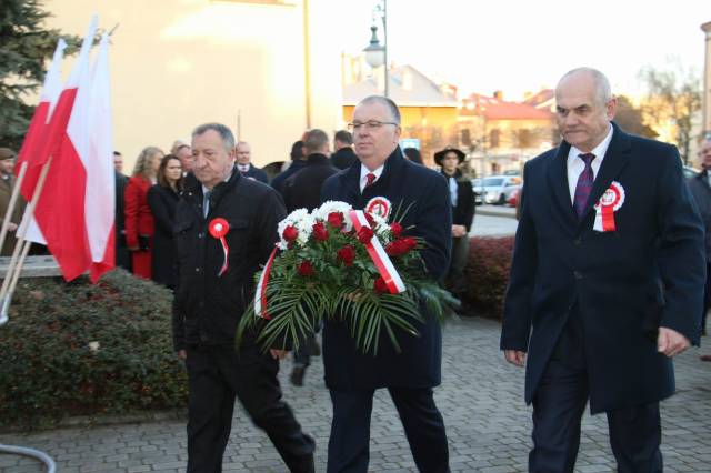 Złożenie kwiatów pod Pomnikiem Przyjaźni Polsko-Węgierskiej