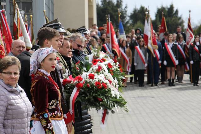 Uczestnicy uroczystości Katyńsko-Smoleńskich.